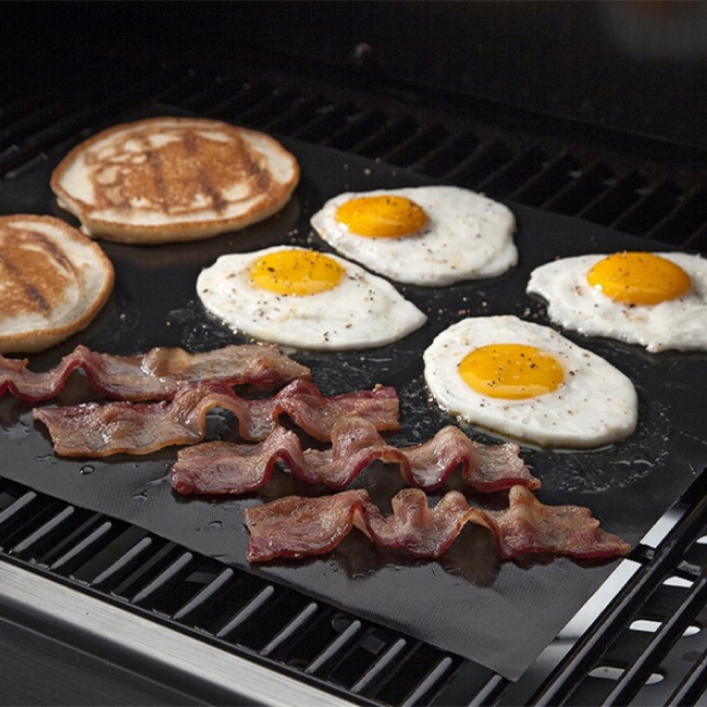 Grillight Grillmat | 2-Pack in use