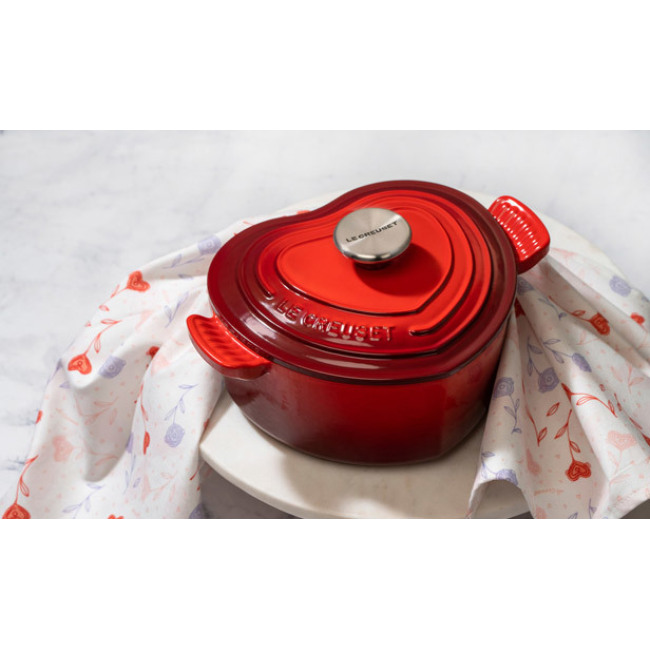 Le Creuset 2 Qt Heart Cocotte