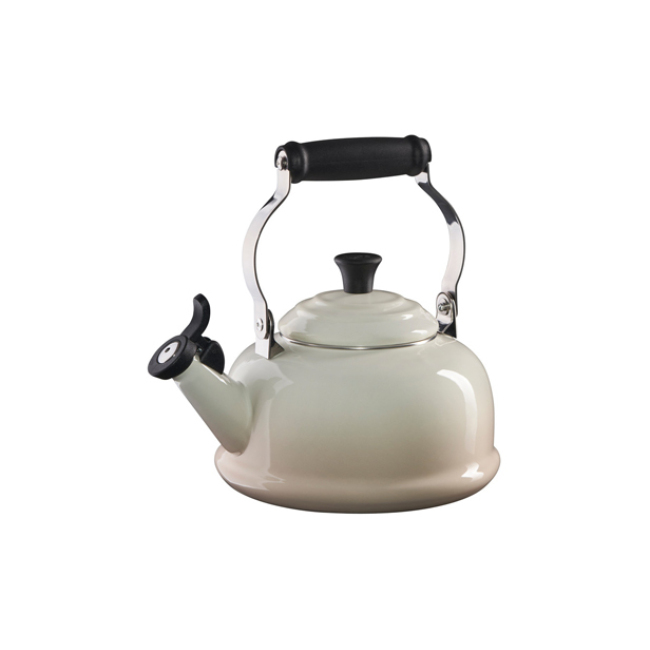 Le Creuset Classic Whistling Teakettle | Meringue