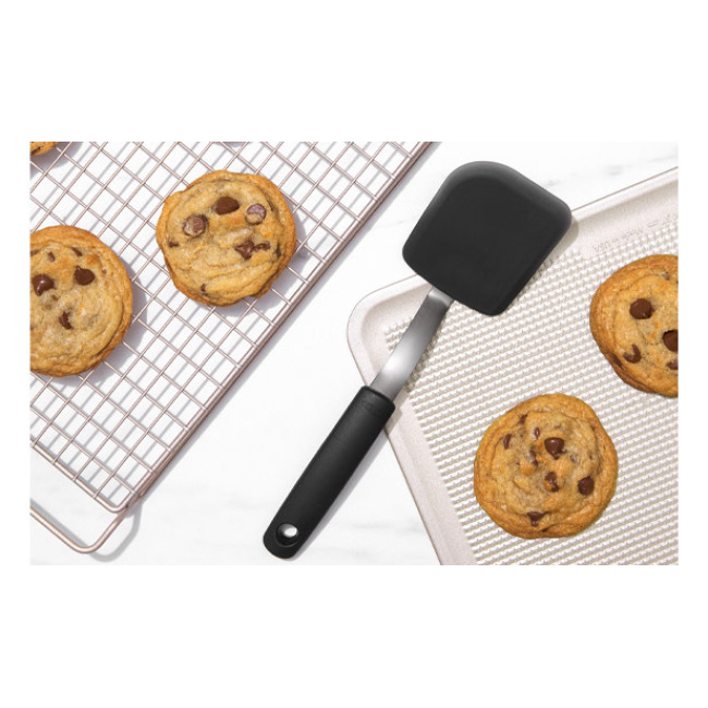 OXO Good Grips Cookie Spatula 4