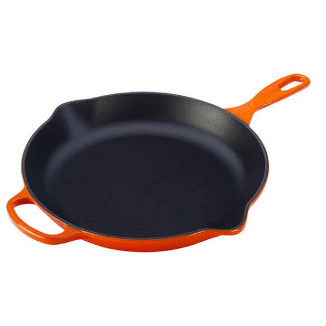 Le Creuset Signature 11.75 Inch Cast Iron Round Skillet | Flame