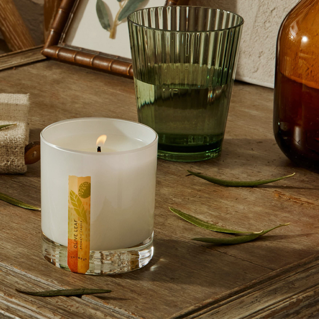 THYMES Olive Leaf Aromatic Candle