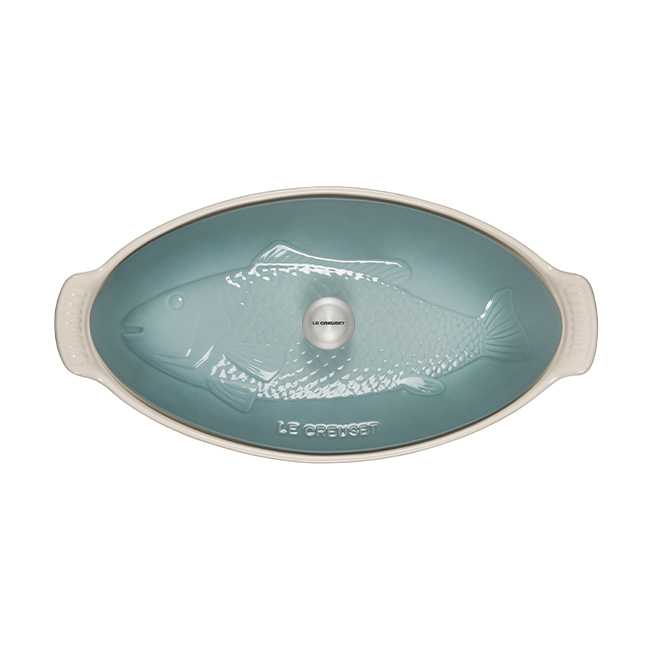 Le Creuset 1.7 Qt. Fish Baker - Top | Sea Salt