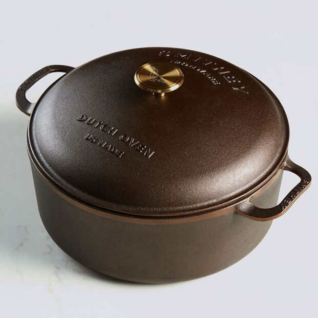 Smithey Ironware Cast Iron 7.25 Qt Dutch Oven