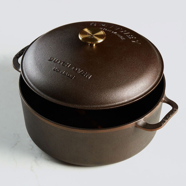 Smithey Ironware Cast Iron 7.25 Qt Dutch Oven