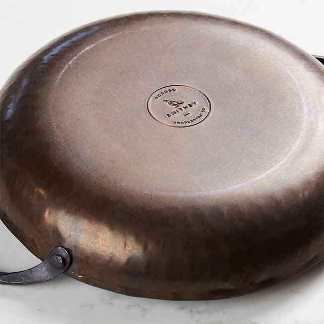 Smithey Ironware Carbon Steel Farmhouse Round Roaster - logo