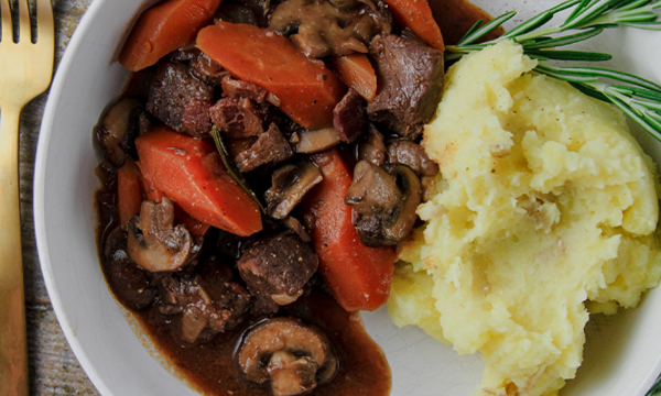 Beef Burgundy w/Mashed Potatoes