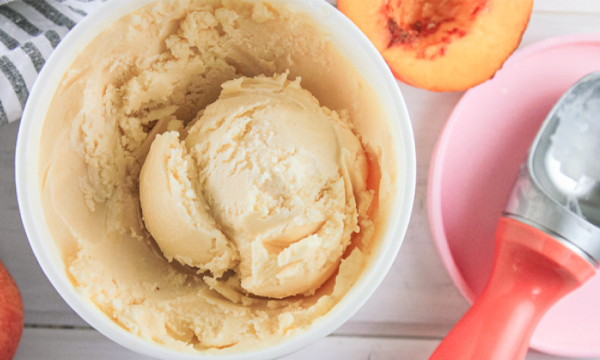 Creamy Peach Ice Cream