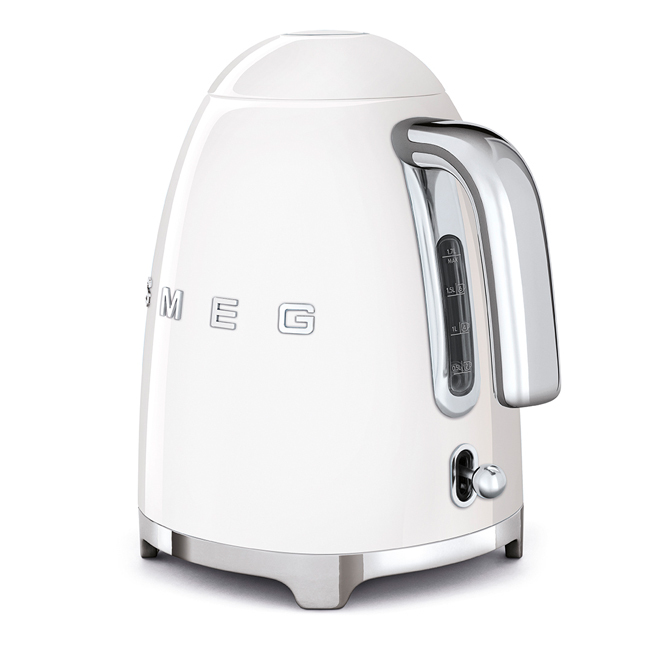 Smeg 7-cup/ 1.7 L Electric Kettle | White