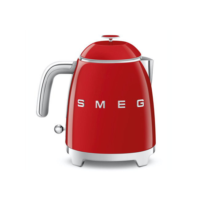 Smeg 3.3-Cup Electric Mini-Kettle | Red