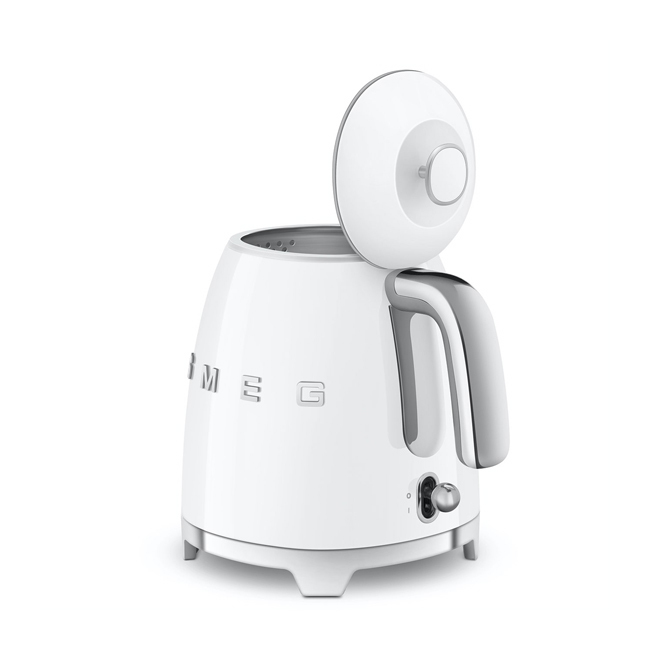 Smeg 3.3-Cup Electric Mini-Kettle | White