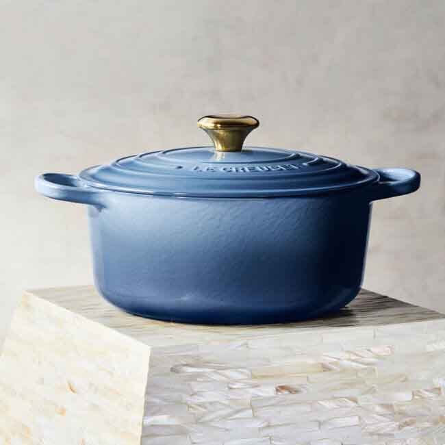 Le Creuset Signature 3.5 Qt Round Dutch Oven | Gold Knob