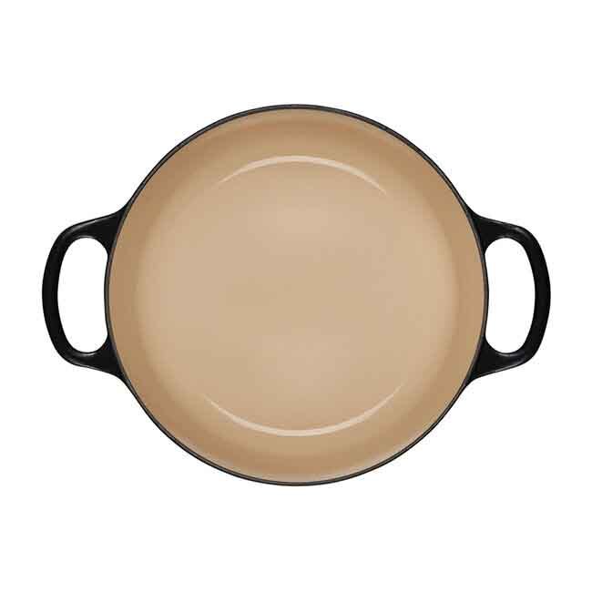 Le Creuset Signature 7.25 Qt Round Dutch Oven Interior | Licorice