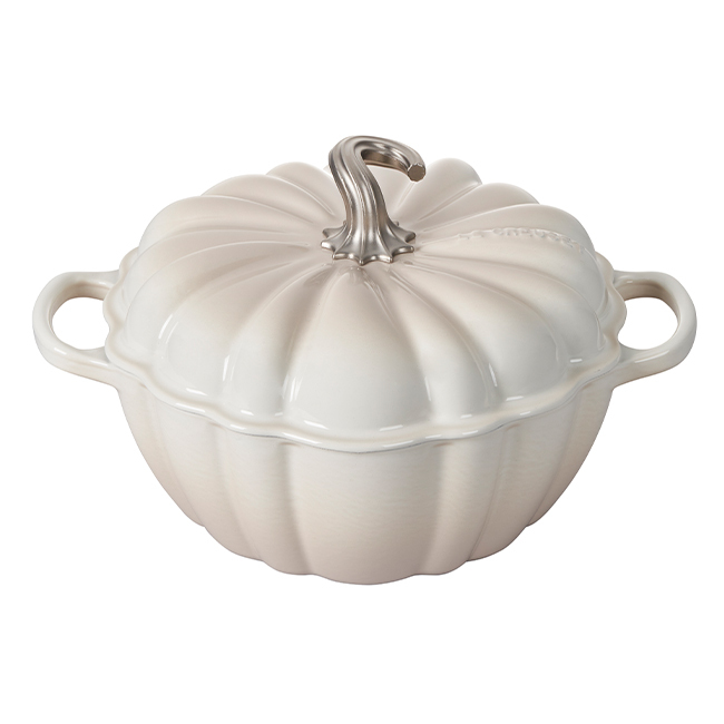 Le Creuset 4 Qt. Cast Iron Cocotte Figural Pumpkin Cocotte with Figural Knob | Meringue