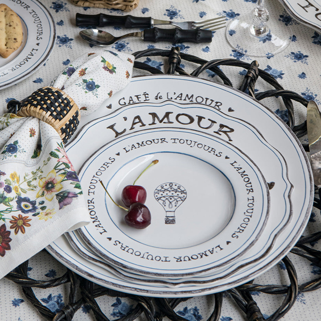 Juliska L'Amour Toujours Dinner Plate - place setting