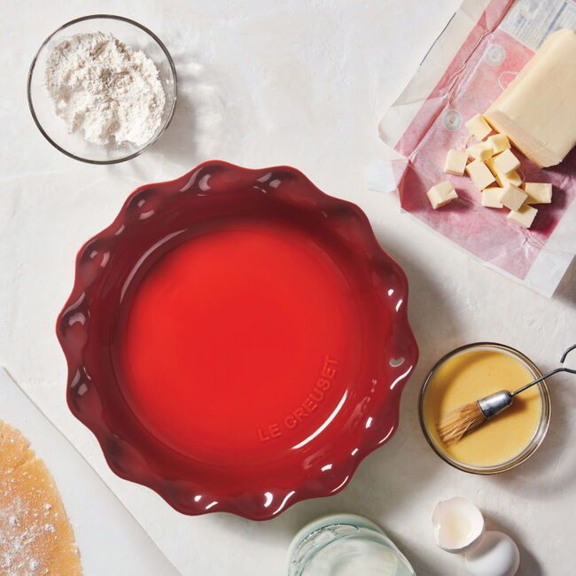 Le Creuset Heritage Pie Dish -  Cerise