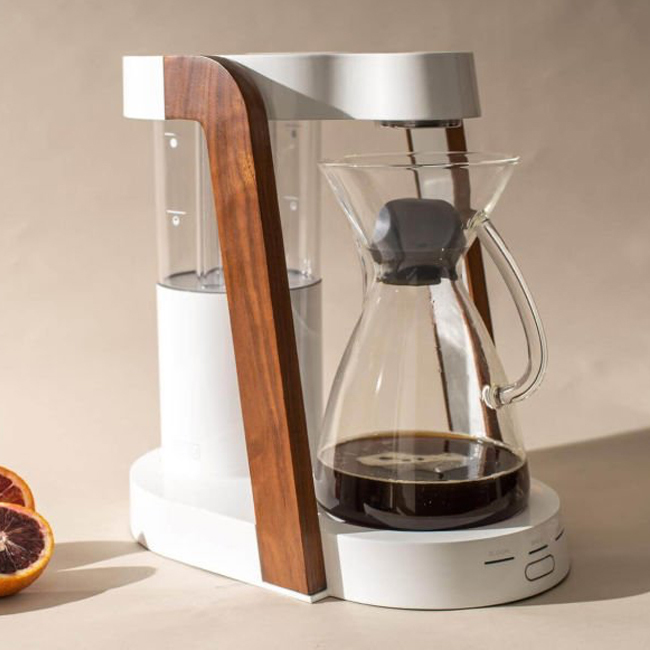 Ratio Eight Coffee Maker | White/Walnut