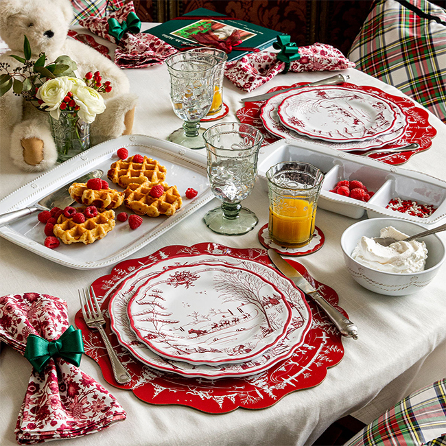 Juliska Country Estate Winter Frolic Melamine Dinner Plate | Ruby in situ